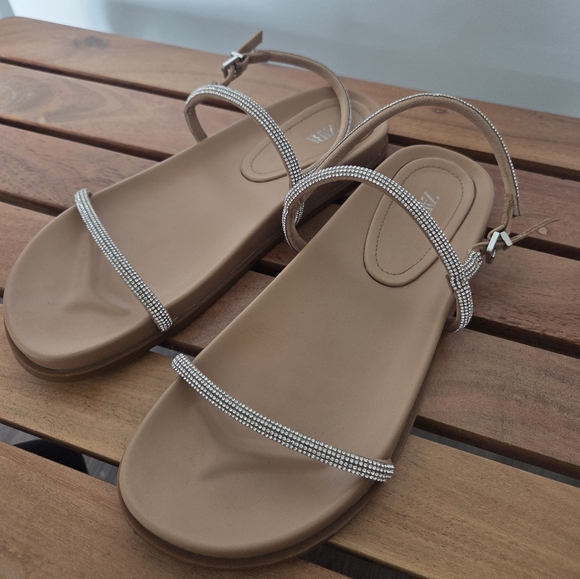 Zara Tan Strappy Sandals with Rhinestone Detail - Like New - Picture 4 of 8